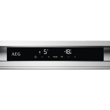 AEG SCE819E5TS Integrated 70/30 Fridge Freezer - smartappliancesuk